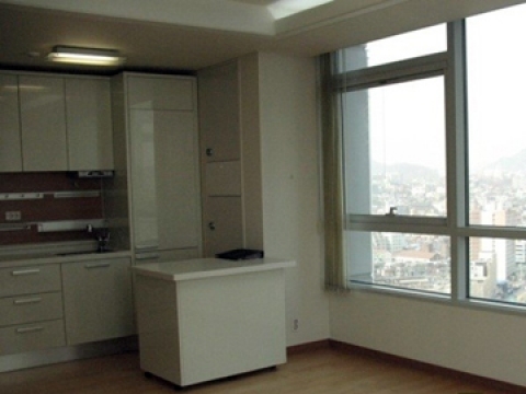 Hangangno 1(il)-ga Apartment (High-Rise)