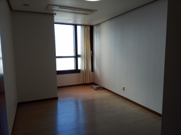 Hangangno 3(sam)-ga Apartment (High-Rise)